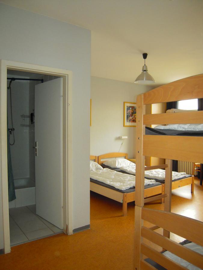Happy Go Lucky Hotel + Hostel Schoneberg เบอร์ลิน ภายนอก รูปภาพ