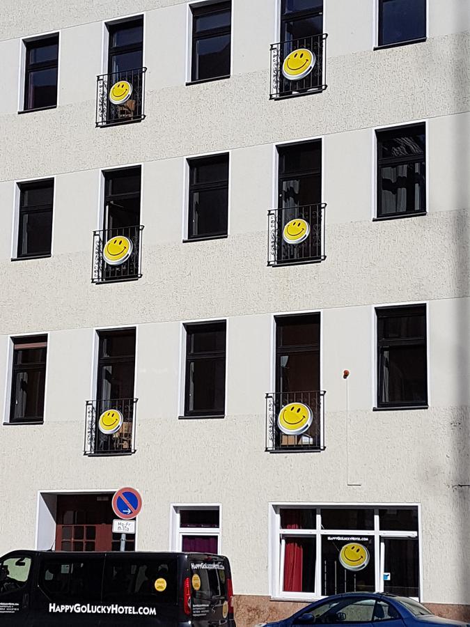 Happy Go Lucky Hotel + Hostel Schoneberg เบอร์ลิน ภายนอก รูปภาพ